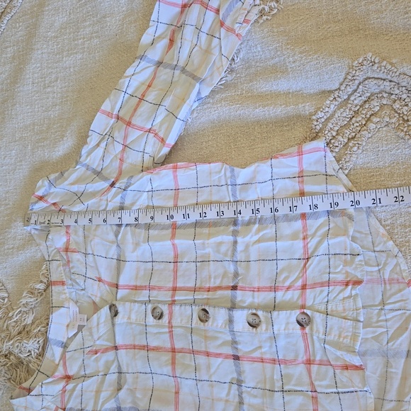 Lauren Conrad button down top - Picture 6 of 7